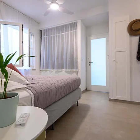 Apartment Pretty