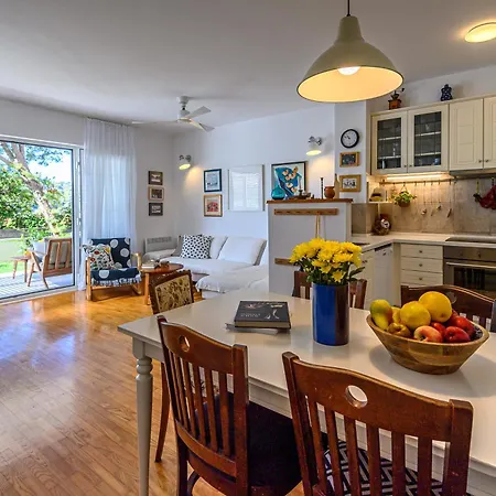 Pretty Apartament *